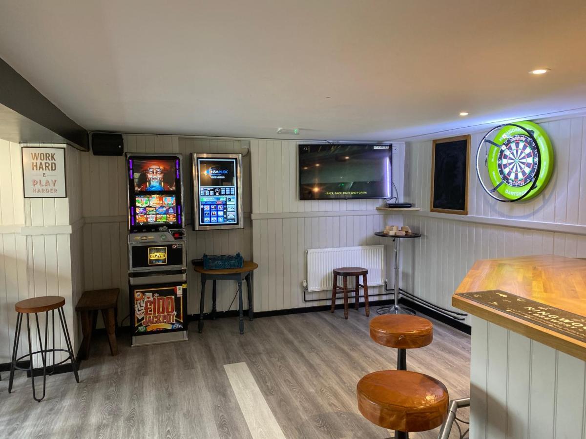 The New Wheel Inn Lymington Buitenkant foto
