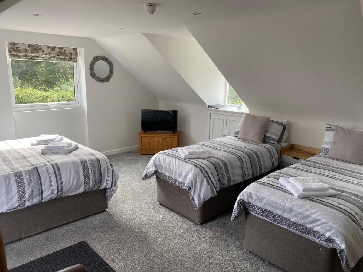 The New Wheel Inn Lymington Buitenkant foto